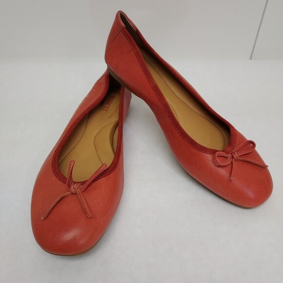 BORN Brin Bow Ballet Flats Women's 8 Rust/Cayenne Red Leather Upper Slip On Shoe - Picture 1 of 12